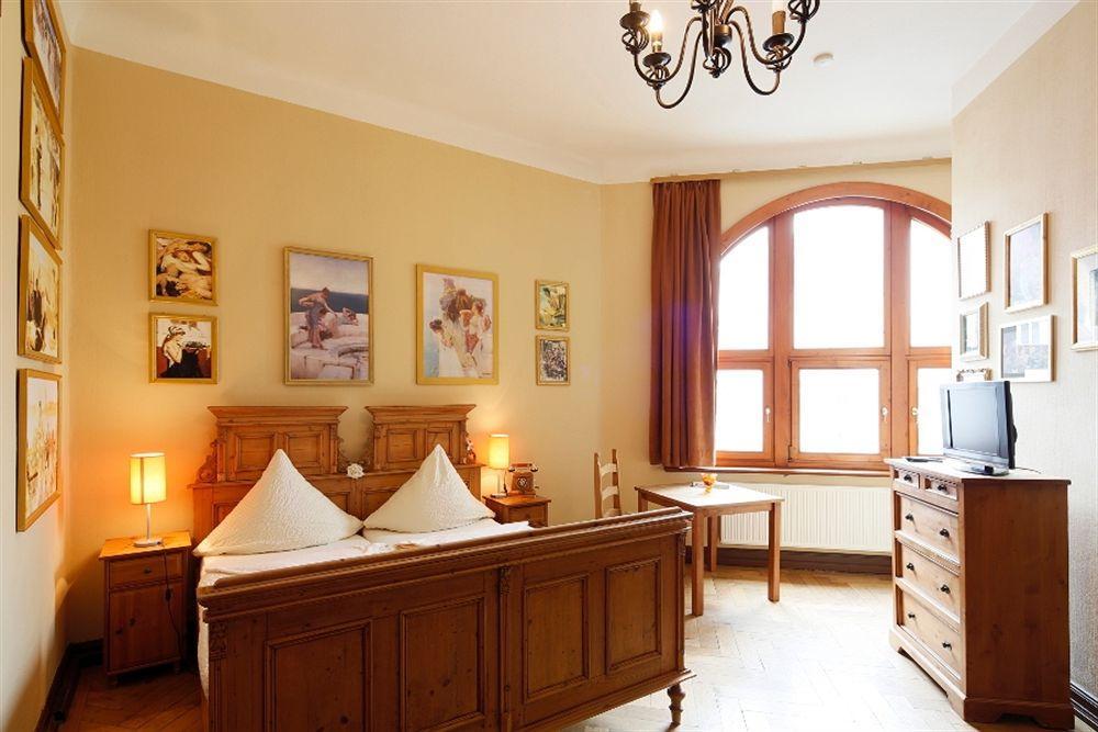 Avalon Bed & Breakfast Themen/- Nichtraucherhotel Hannover Eksteriør billede