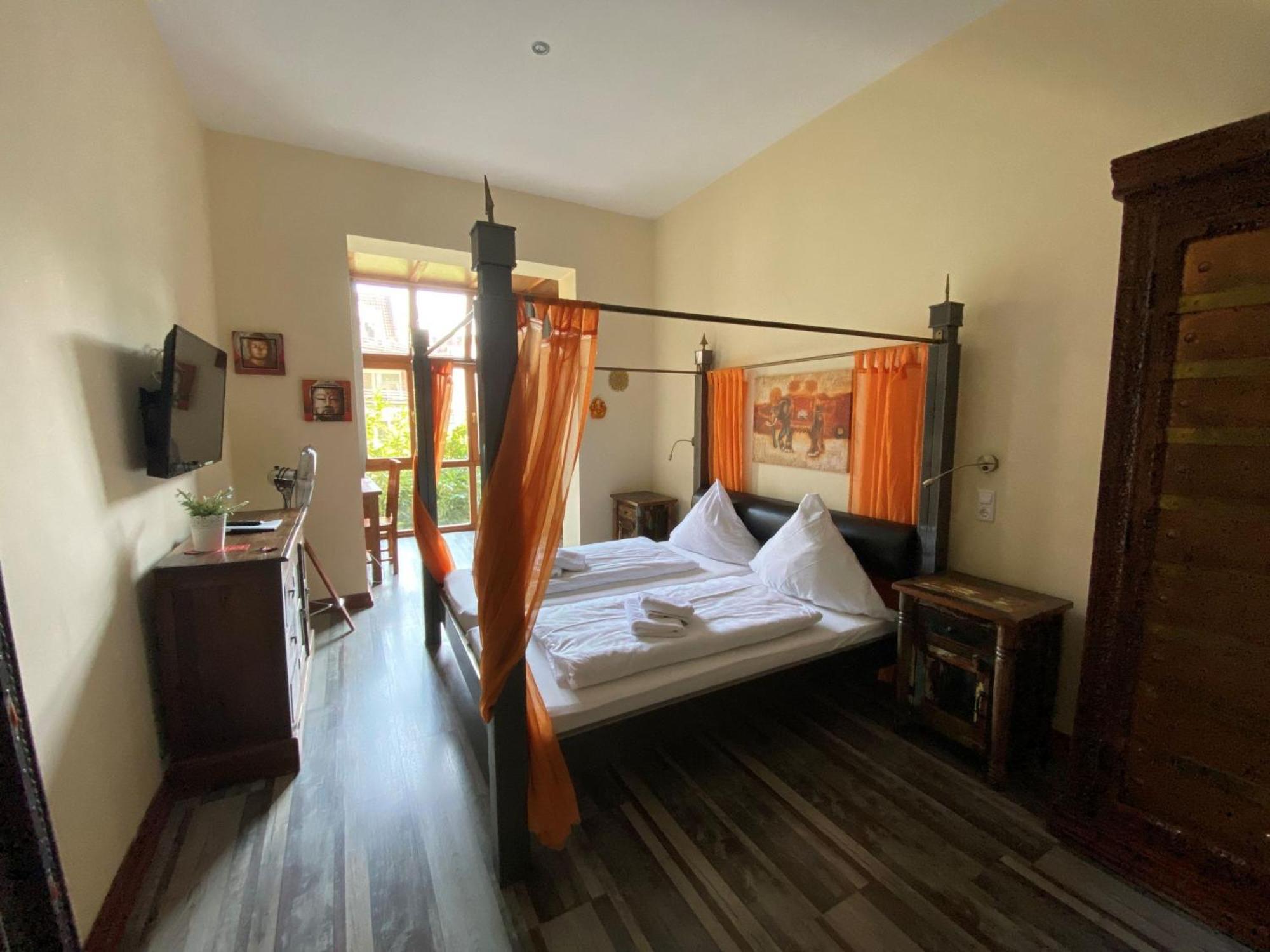 Avalon Bed & Breakfast Themen/- Nichtraucherhotel Hannover Eksteriør billede