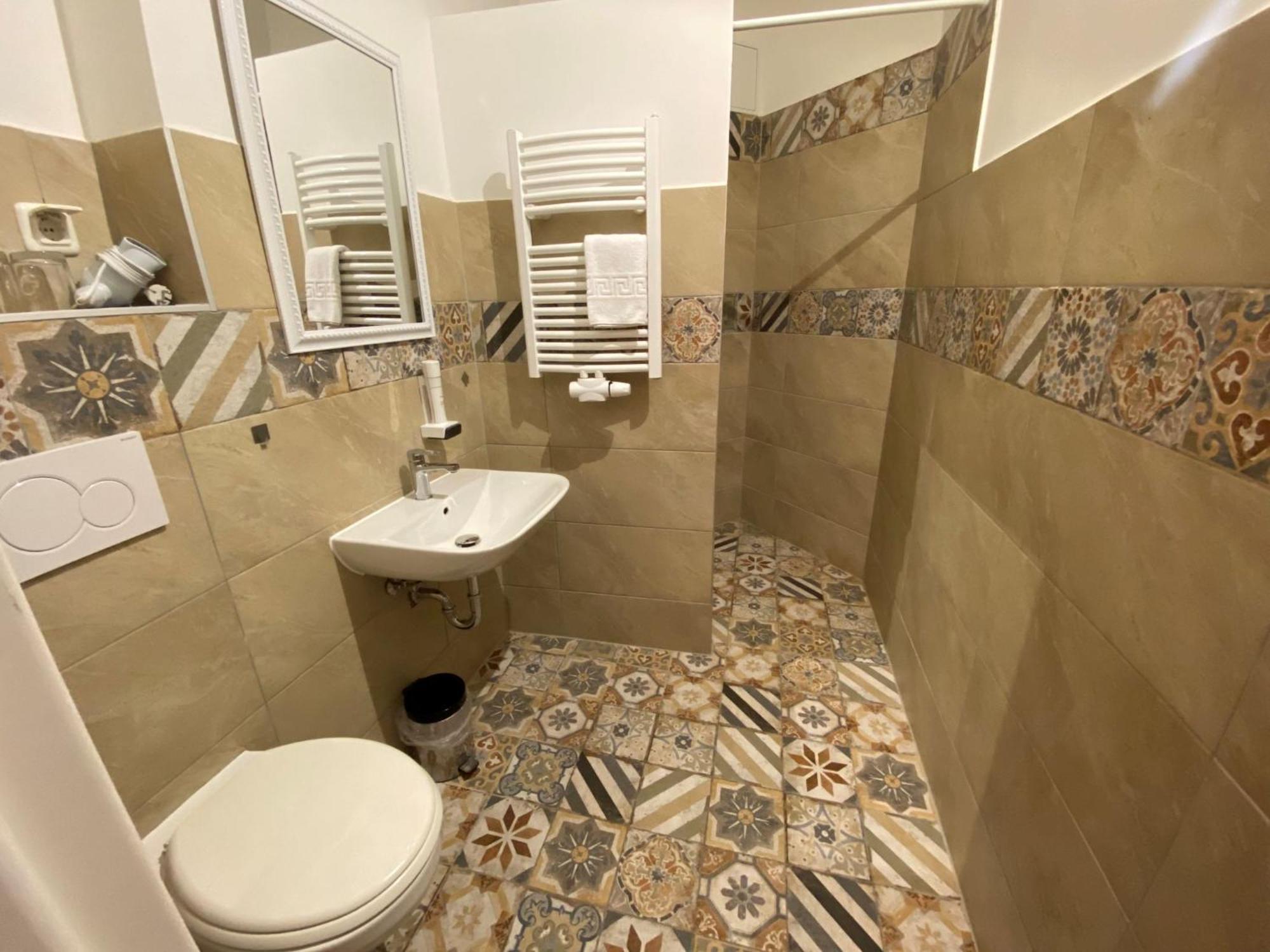 Avalon Bed & Breakfast Themen/- Nichtraucherhotel Hannover Eksteriør billede