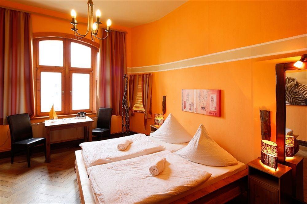 Avalon Bed & Breakfast Themen/- Nichtraucherhotel Hannover Eksteriør billede