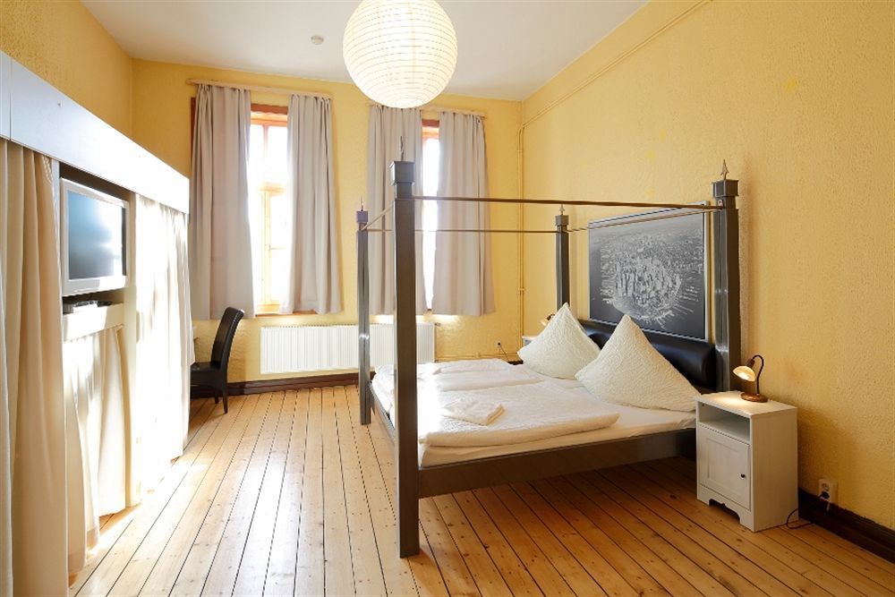 Avalon Bed & Breakfast Themen/- Nichtraucherhotel Hannover Eksteriør billede