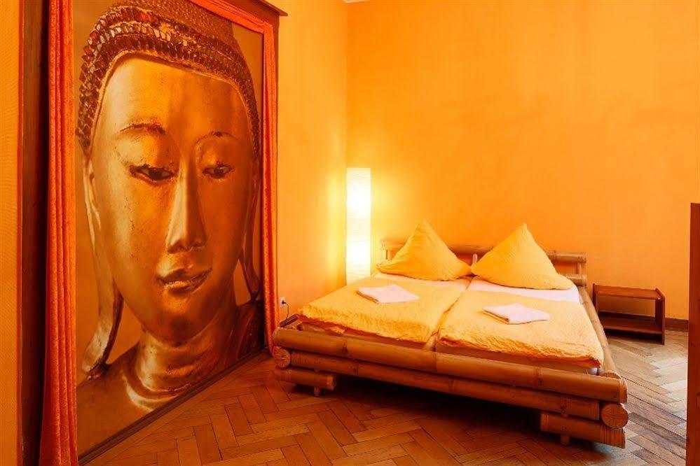 Avalon Bed & Breakfast Themen/- Nichtraucherhotel Hannover Eksteriør billede